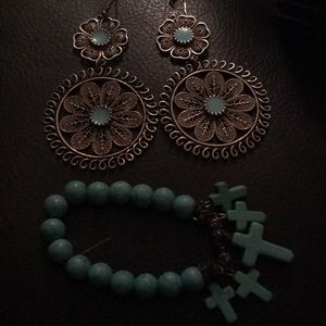 Hippie faux turquoise earrings & bracelet